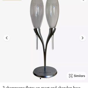 Moet & Chandon 2 champagne flutes